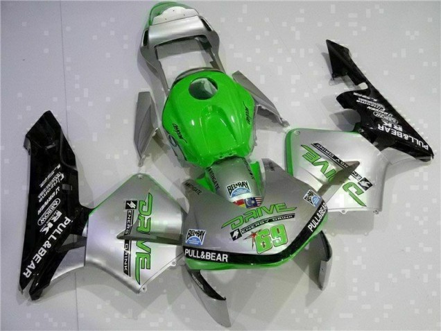 2003-2004 Silver Honda CBR600RR Motorbike Fairing UK 2003-2004 Silver Honda CBR600RR Motorbike Fairing UK