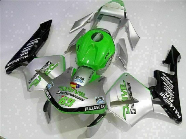 2003-2004 Silver Honda CBR600RR Motorbike Fairing UK 2003-2004 Silver Honda CBR600RR Motorbike Fairing UK