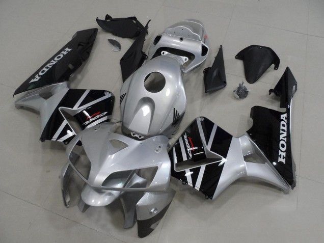 2005-2006 Silver Grey Honda CBR600RR Motorcyle Fairings UK 2005-2006 Silver Grey Honda CBR600RR Motorcyle Fairings UK