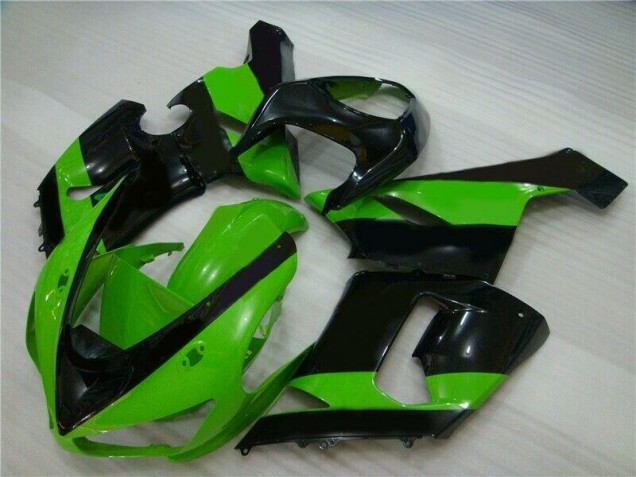 2005-2006 Green Black Kawasaki ZX6R Motorbike Fairing UK 2005-2006 Green Black Kawasaki ZX6R Motorbike Fairing UK