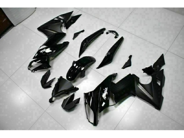 2009-2011 Glossy Black Kawasaki EX650 Bike Fairings UK 2009-2011 Glossy Black Kawasaki EX650 Bike Fairings UK
