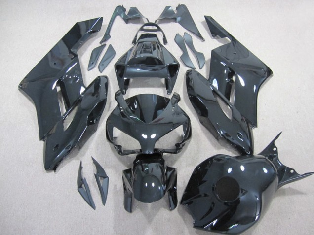 2004-2005 Black Honda CBR1000RR Motorcycle Fairings Kit UK 2004-2005 Black Honda CBR1000RR Motorcycle Fairings Kit UK